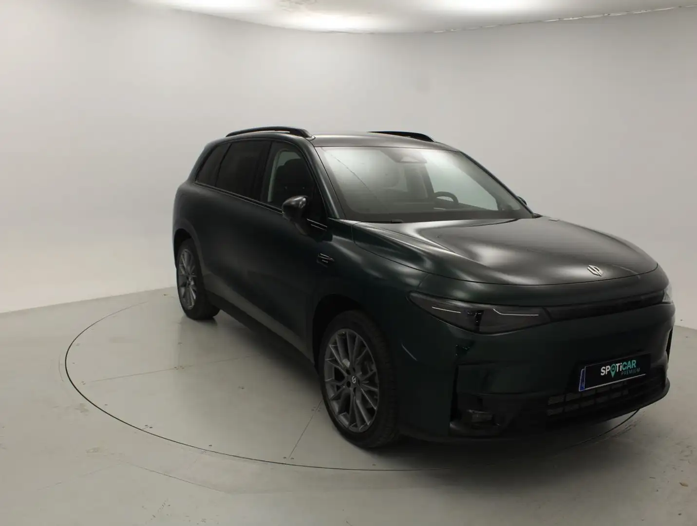 Leapmotor C10 BEV 69.9kWh Design Auto Verde - 1