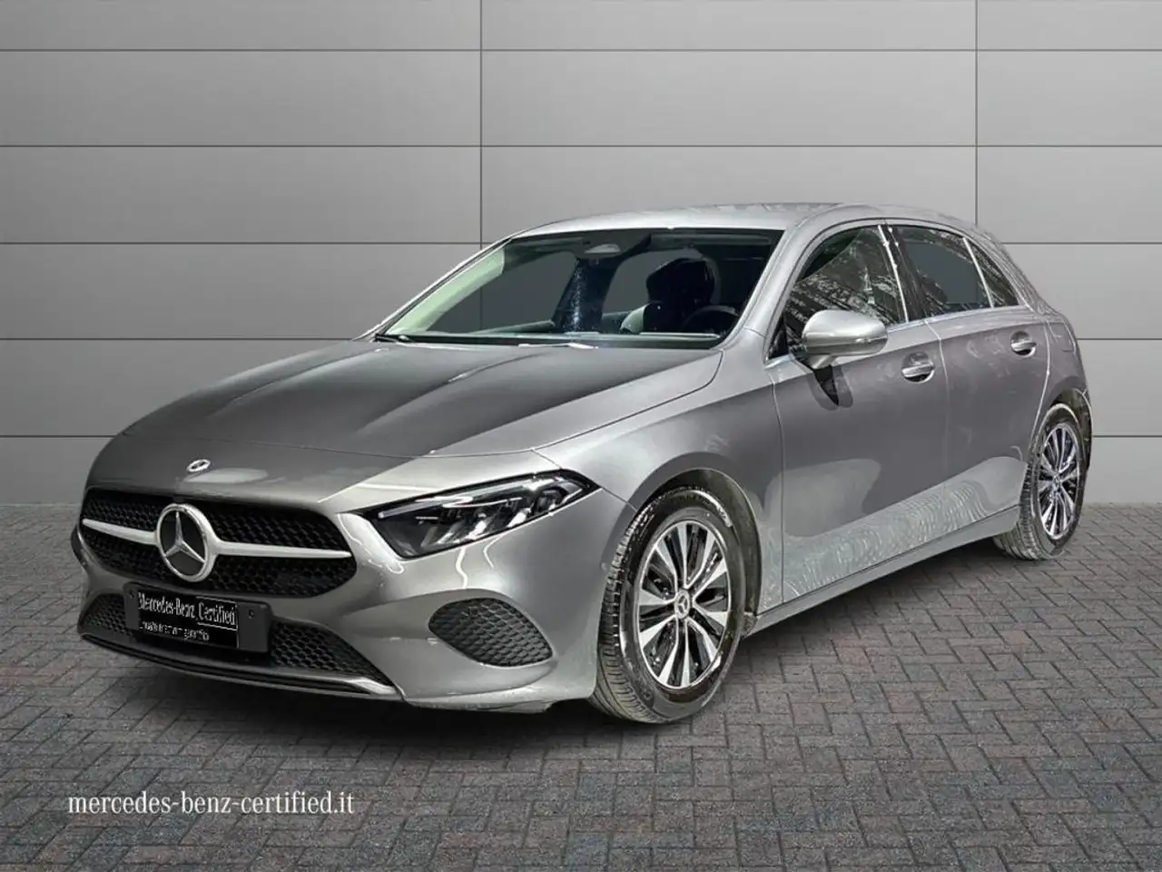 Mercedes-Benz A 180