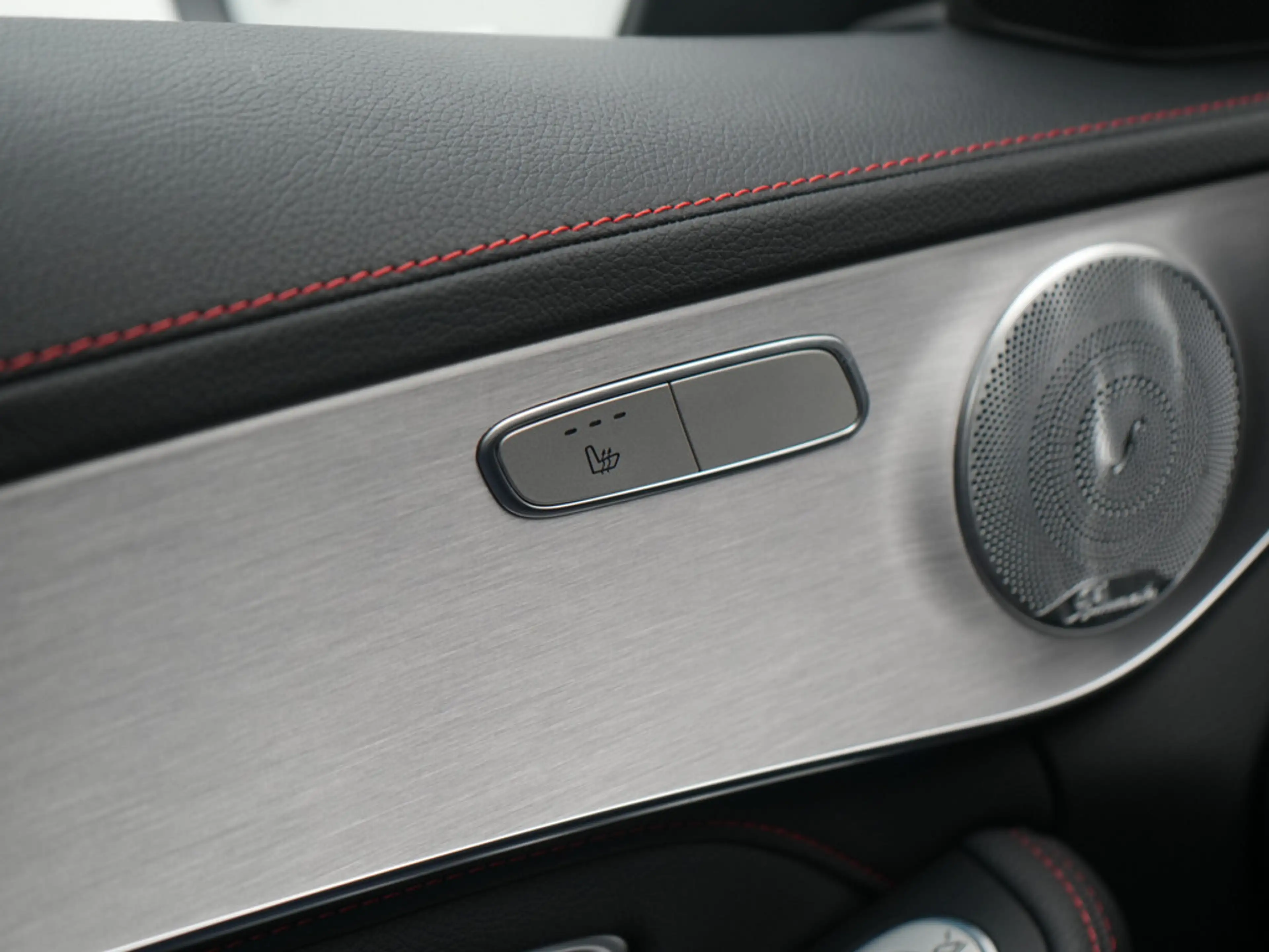 Mercedes-Benz C 43 AMG T NAVI SPORTABGAS KAM LED SHZ PTS — photo 14