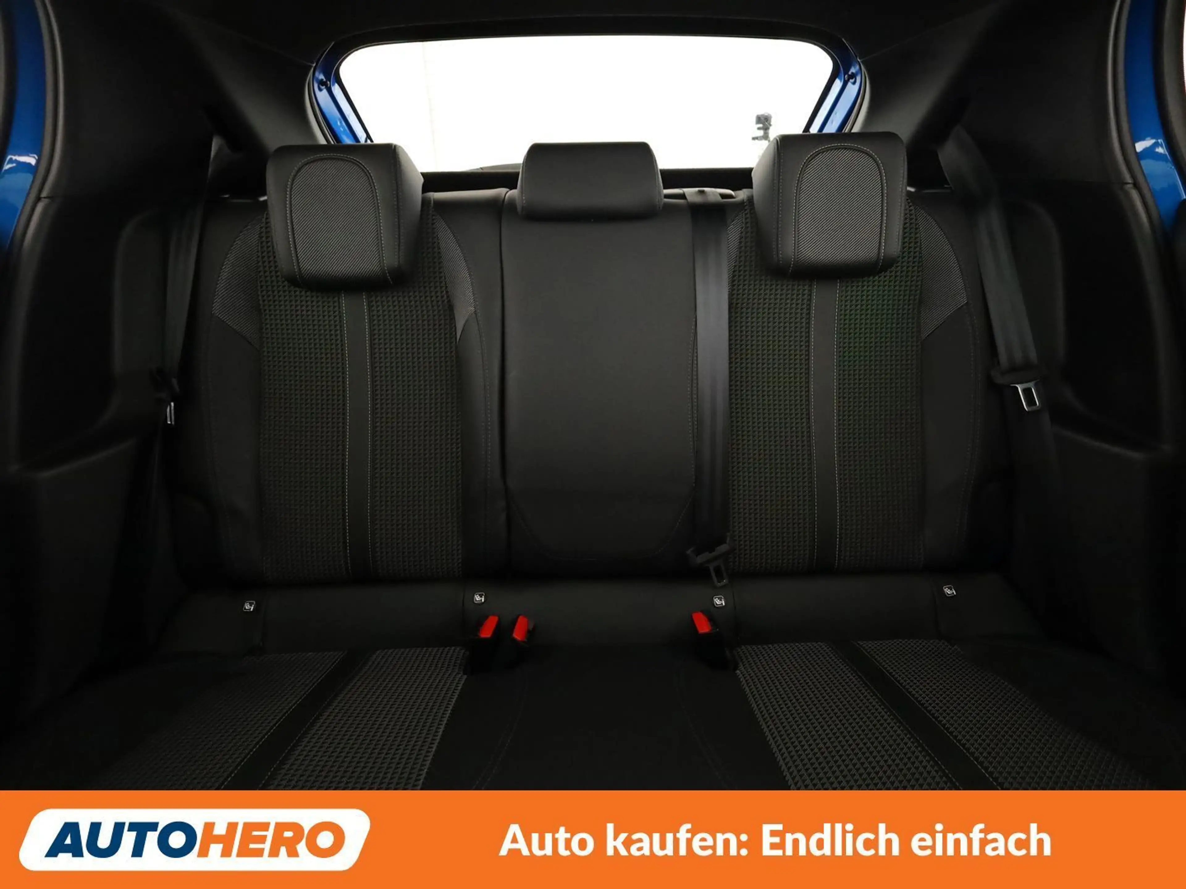 Peugeot 208 1.2 PureTech GT Line — photo 15