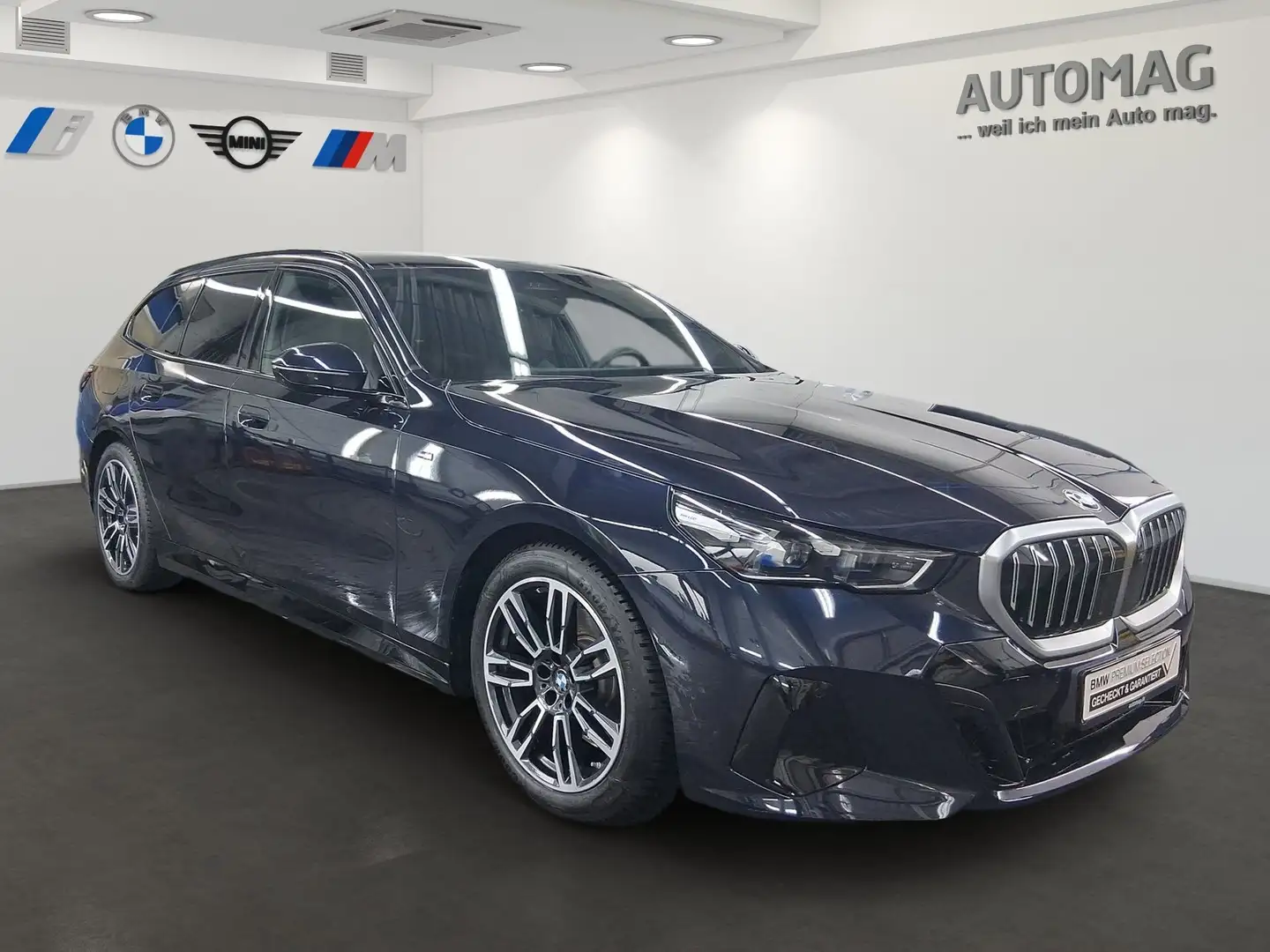 BMW 520 d M-Sportpaket*LiveCockpitProf*Driving AssistPlus* Schwarz - 2