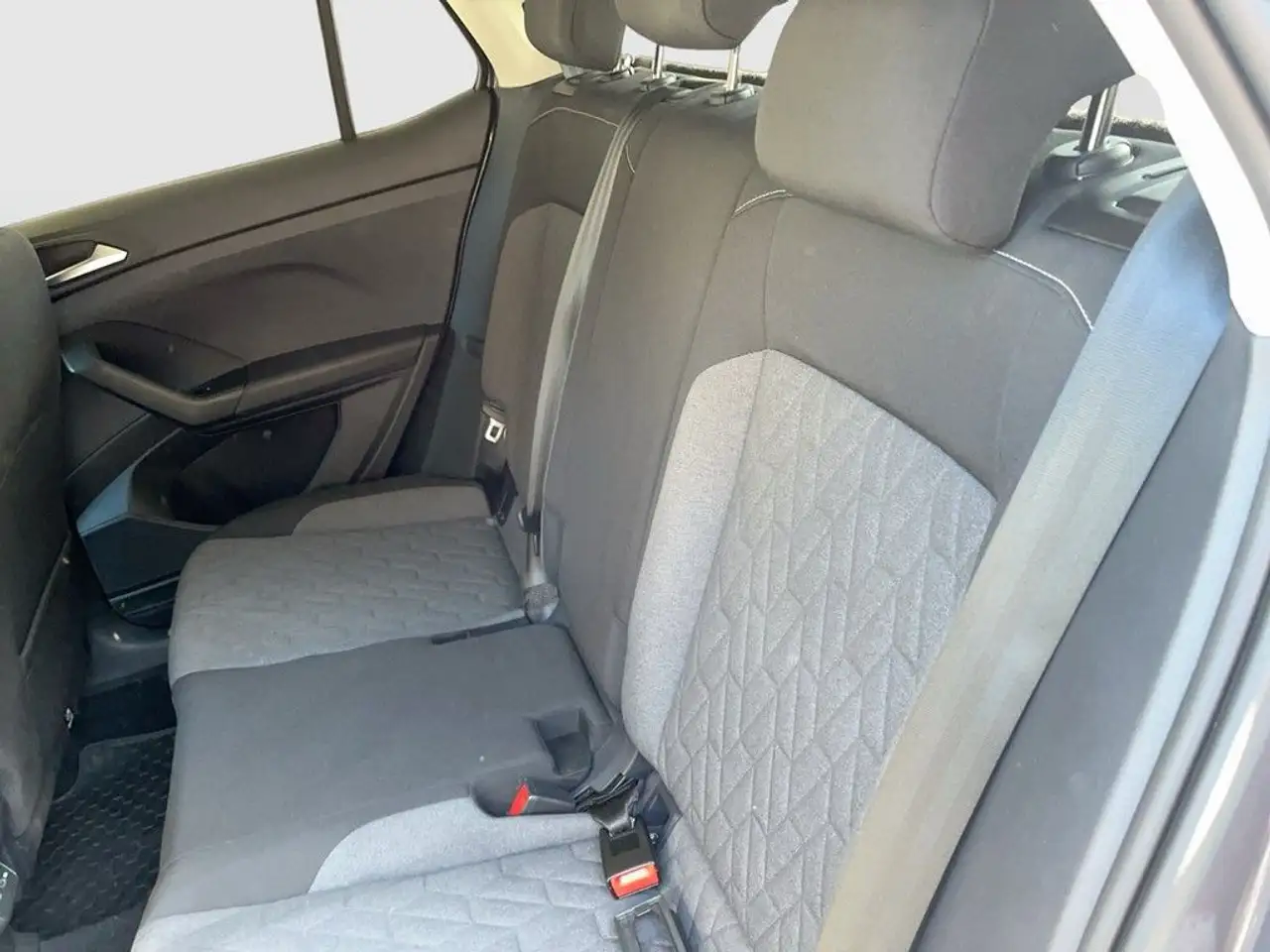 Volkswagen T-Cross 1.0 TSI Life LED ACC App-Connect 9
