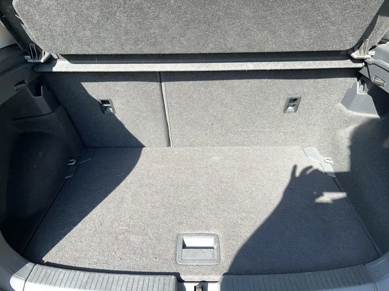 Volkswagen T-Cross 1.0 TSI Life LED ACC App-Connect 10