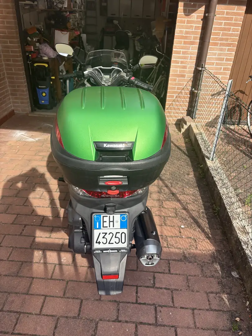 Kawasaki J300 abs - 1