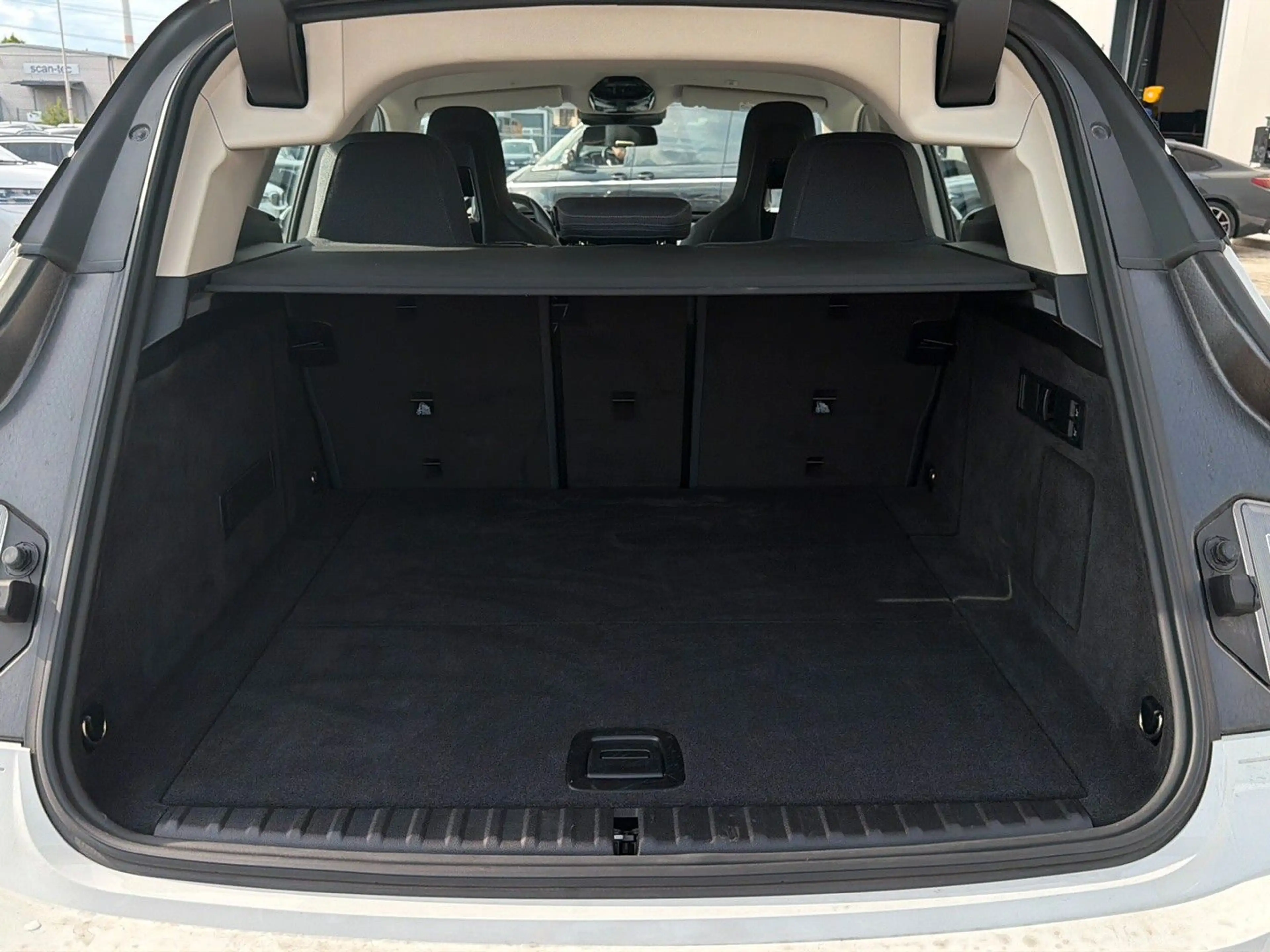 BMW iX 50 xDrive Kamera H&K SoftClose NP 114.000€ — photo 10