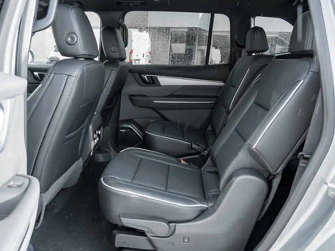 Buick Enclave снимка Buick Enclave