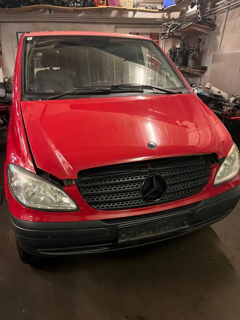 Mercedes-Benz Vito Vito 111 CDI lang 4x4 Aut. Rot - 1