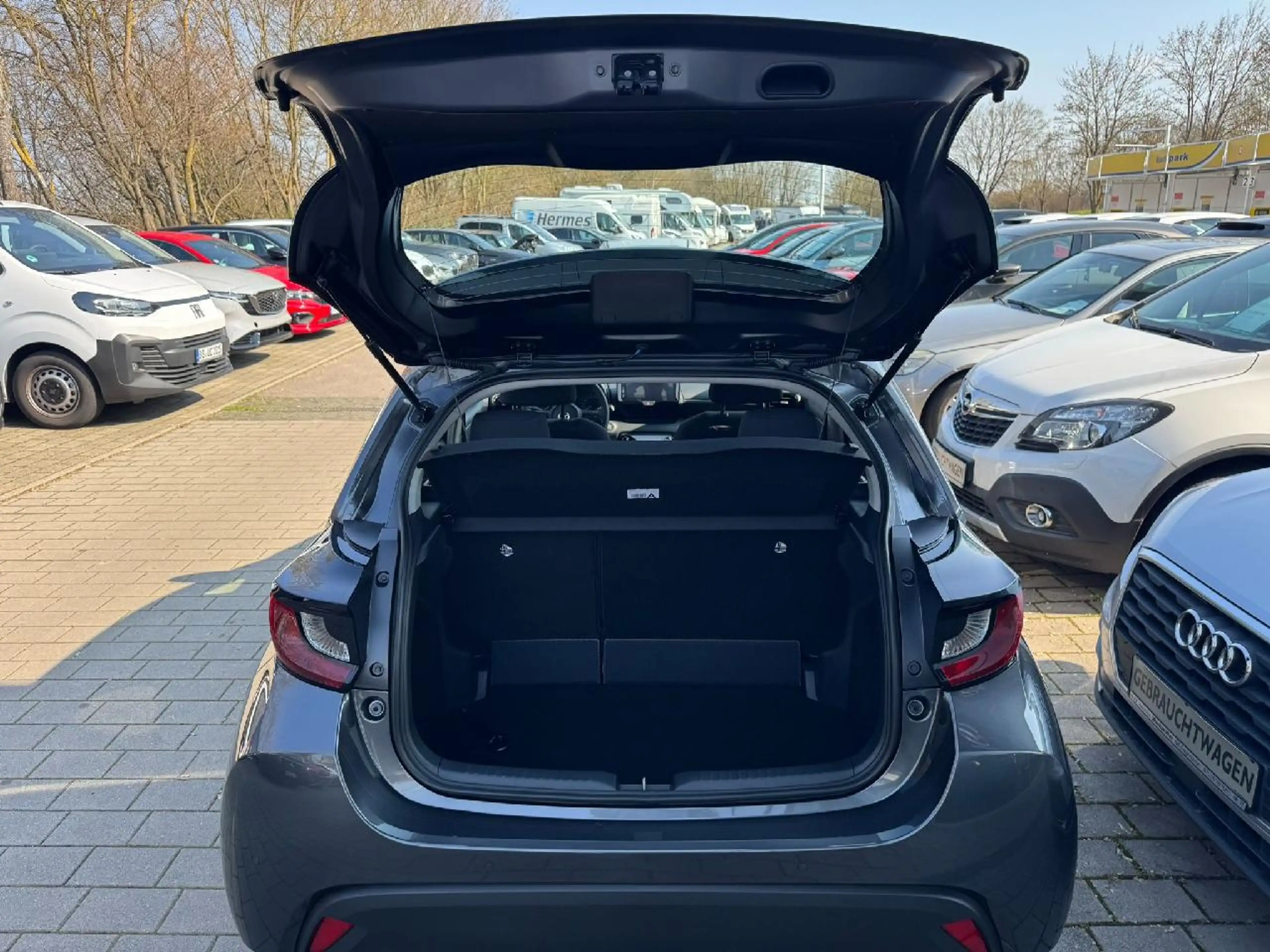 Mazda 2 1.5L Hybrid VVT-i 116 CVT Exclusive — photo 6
