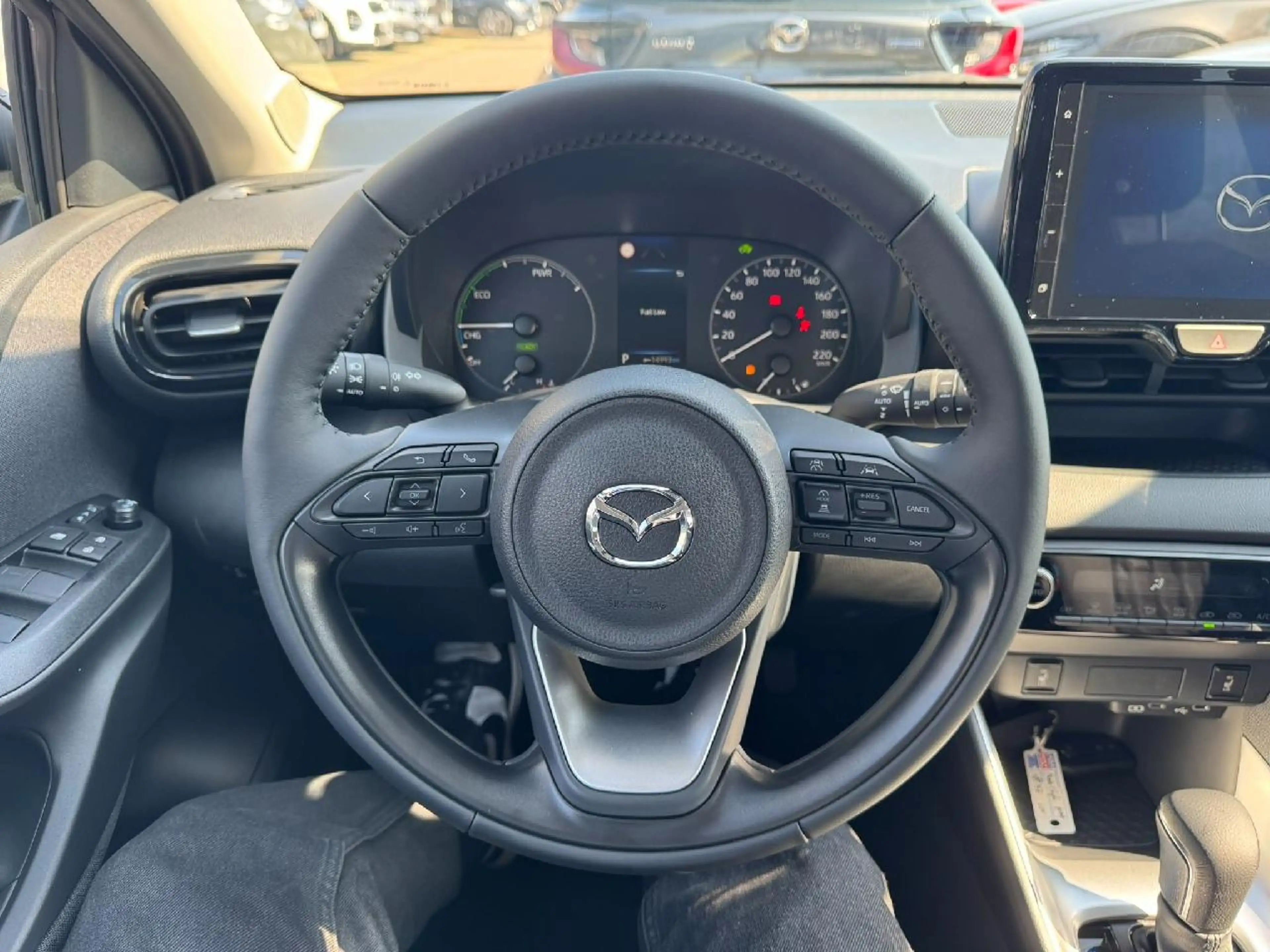 Mazda 2 1.5L Hybrid VVT-i 116 CVT Exclusive — photo 9
