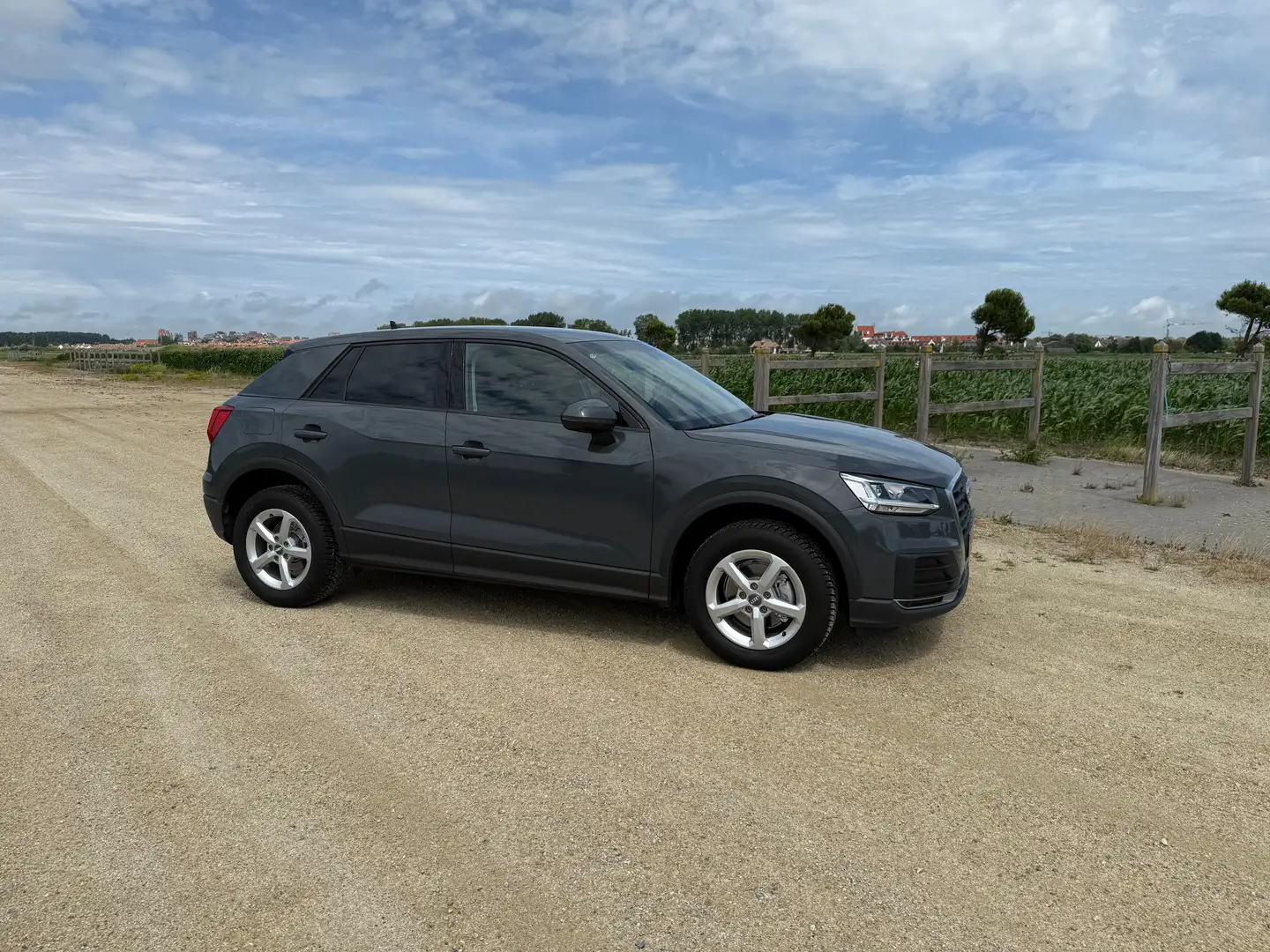 Audi Q2 2 Jaar Garantie,Elekt.Koffer,Leder,Camera,Automaat Grau - 1