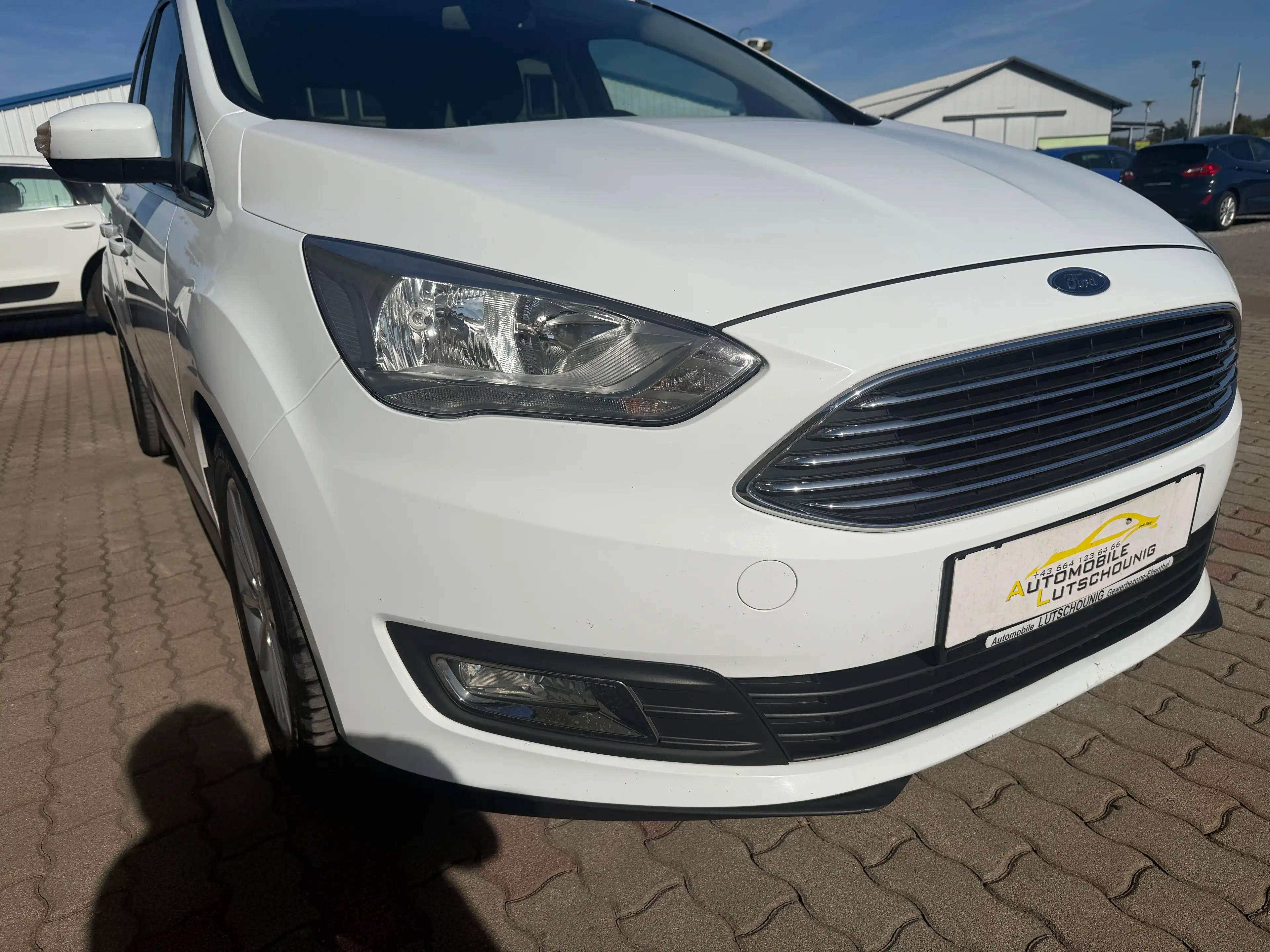 Ford Grand C-Max 1.5 Benzin Titanium — photo 9