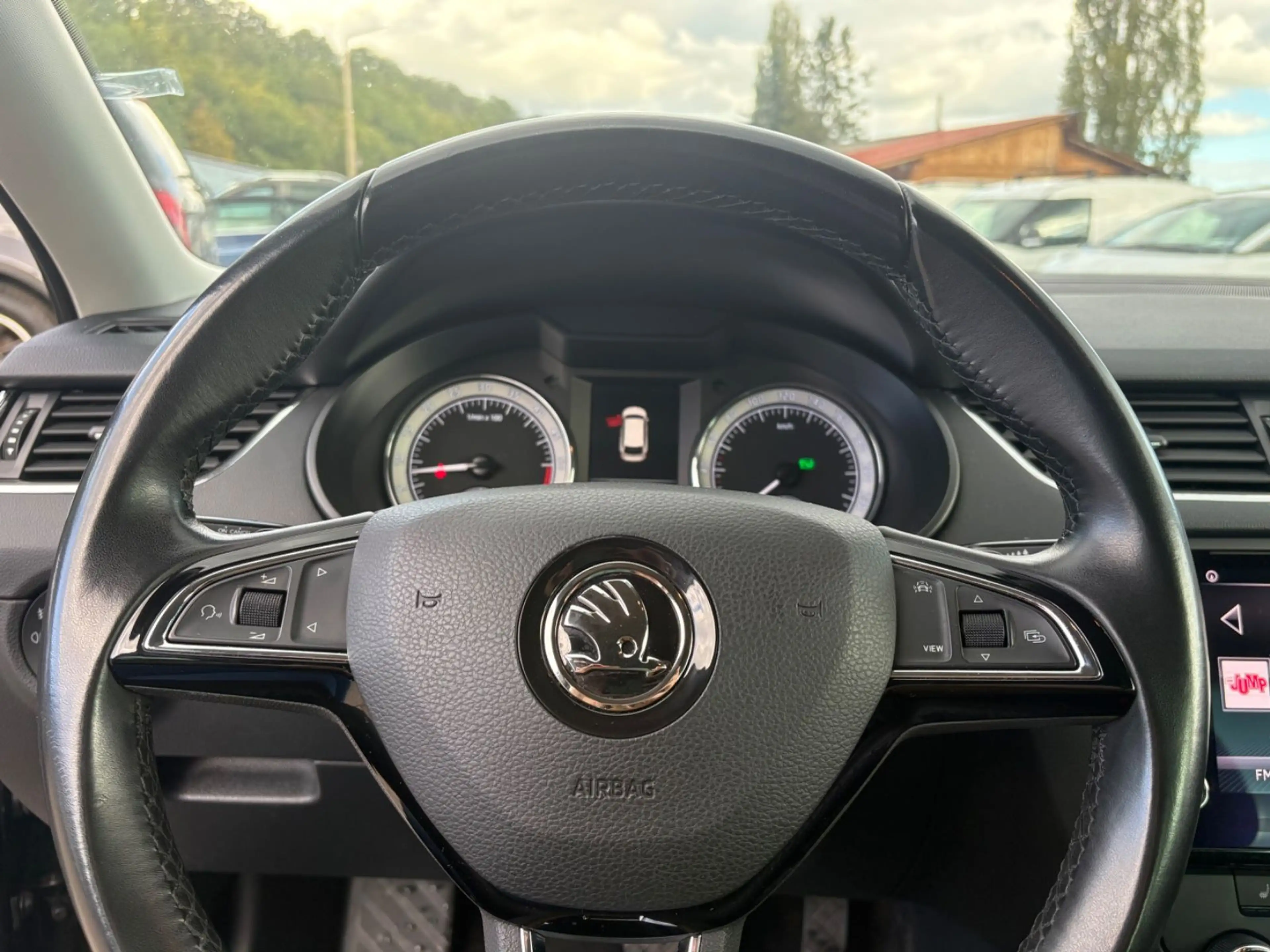 Skoda Octavia Combi 2.0TDI Automatik LED Canton — photo 11