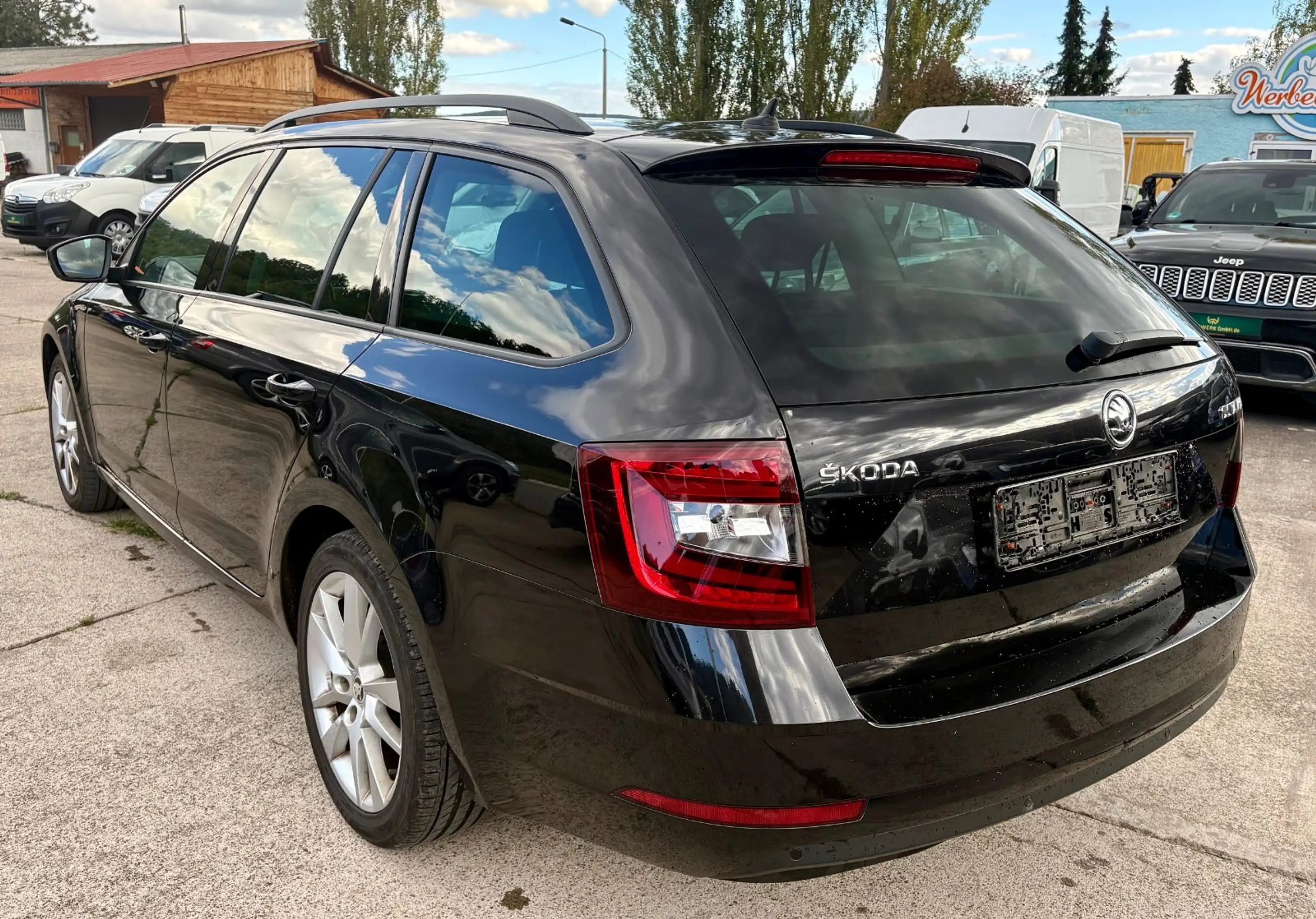 Skoda Octavia Combi 2.0TDI Automatik LED Canton — photo 7