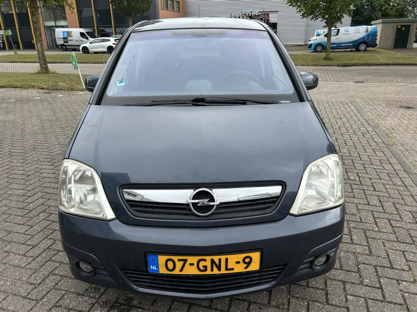 Opel Meriva 1.6-16V Temptation 105PK 1eEIG DEALER CLIMA TRHK Grijs - 2