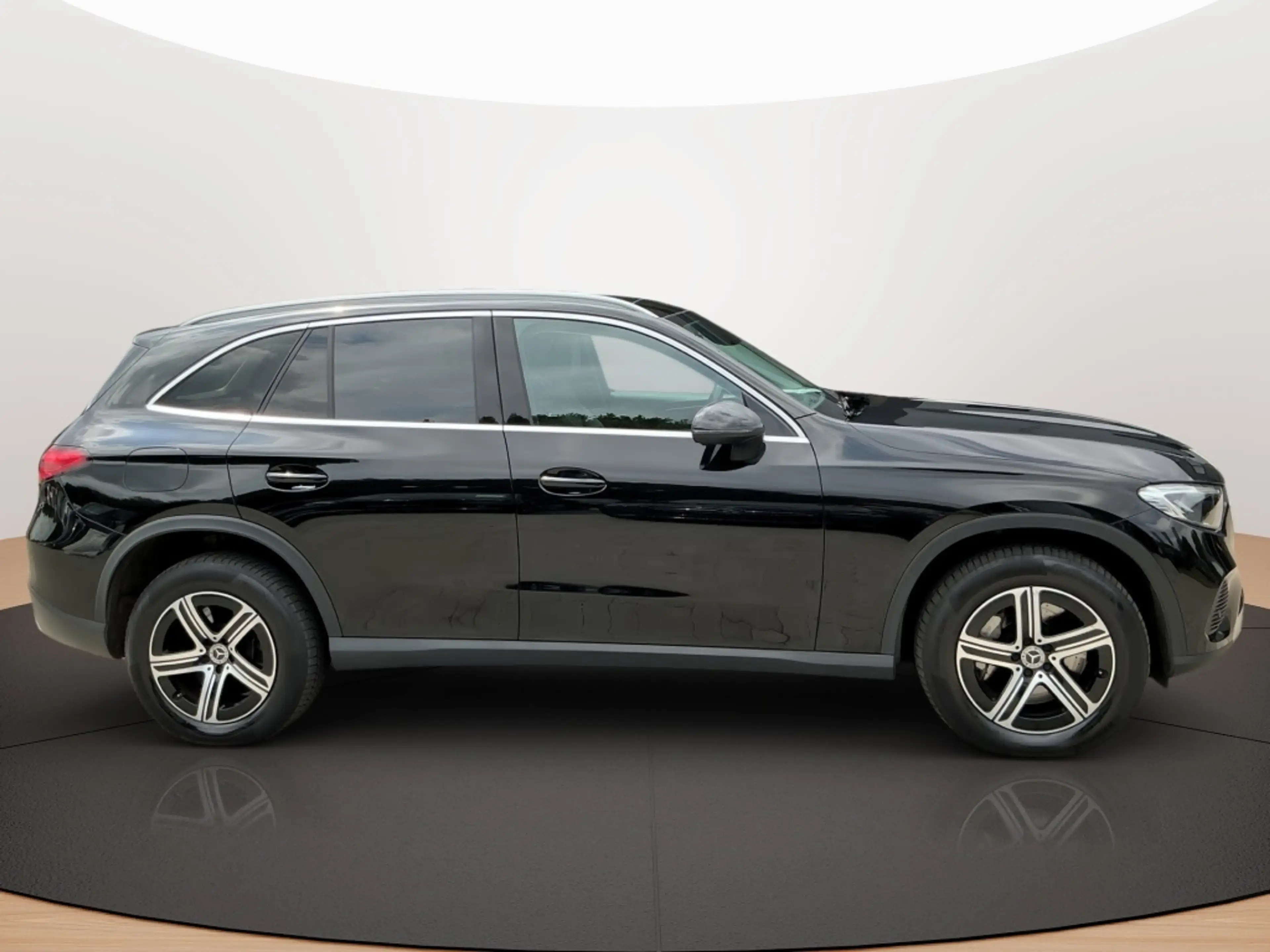 Mercedes-Benz GLC 300 de 4M AVANTGARDE AHK DISTR KAMERA PANO — photo 6