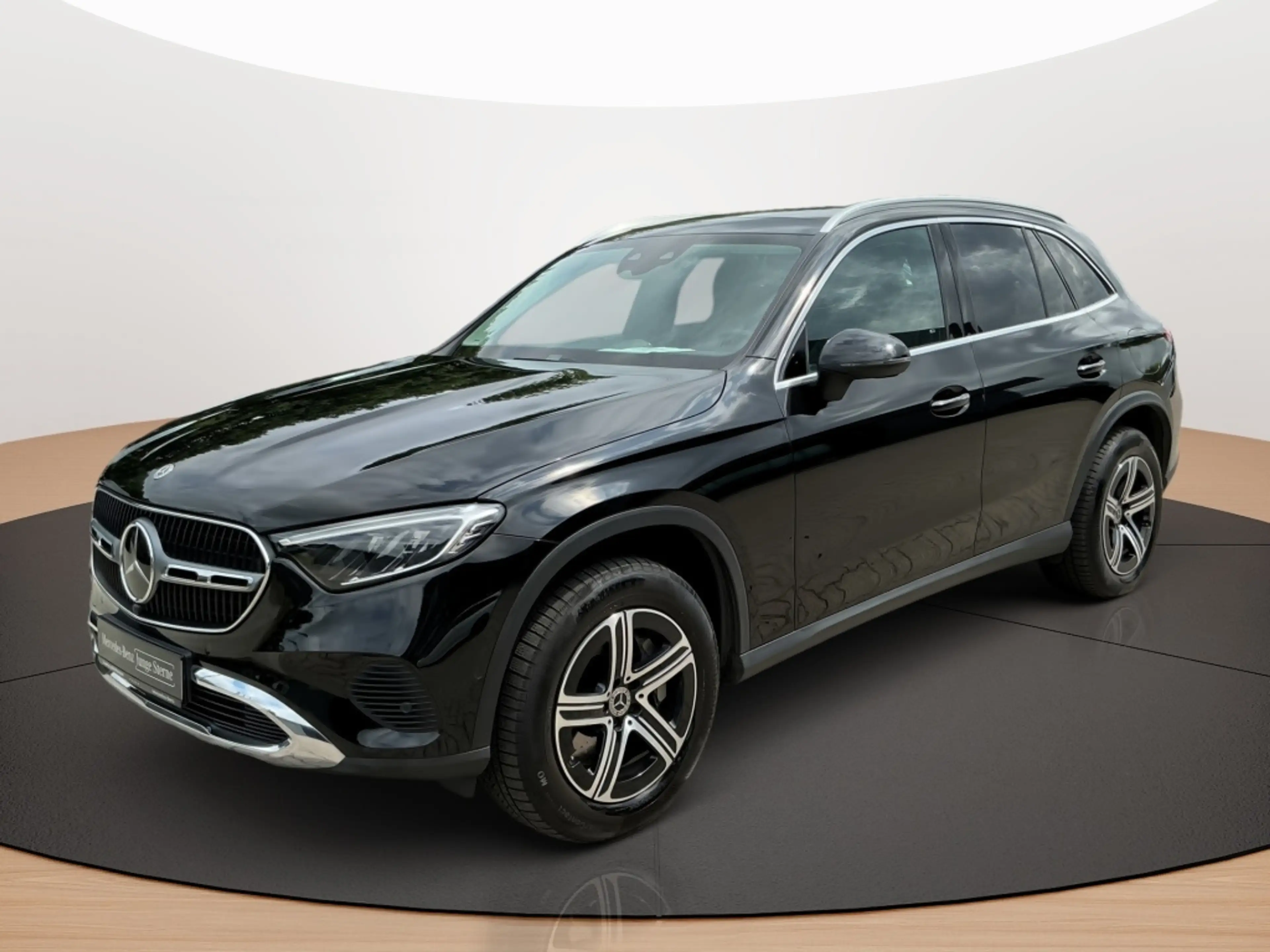 Mercedes-Benz GLC 300 de 4M AVANTGARDE AHK DISTR KAMERA PANO — photo 2