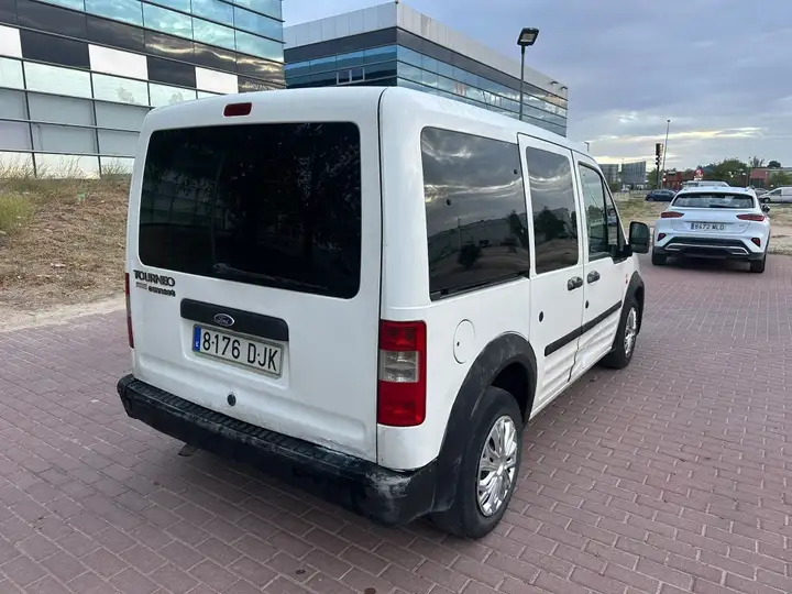 Ford Transit Connect 2005, foto 4
