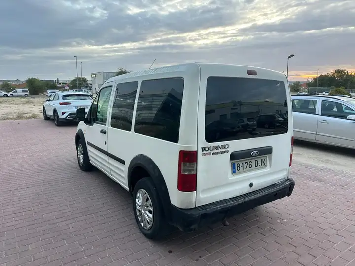 Ford Transit Connect 2005, foto 3