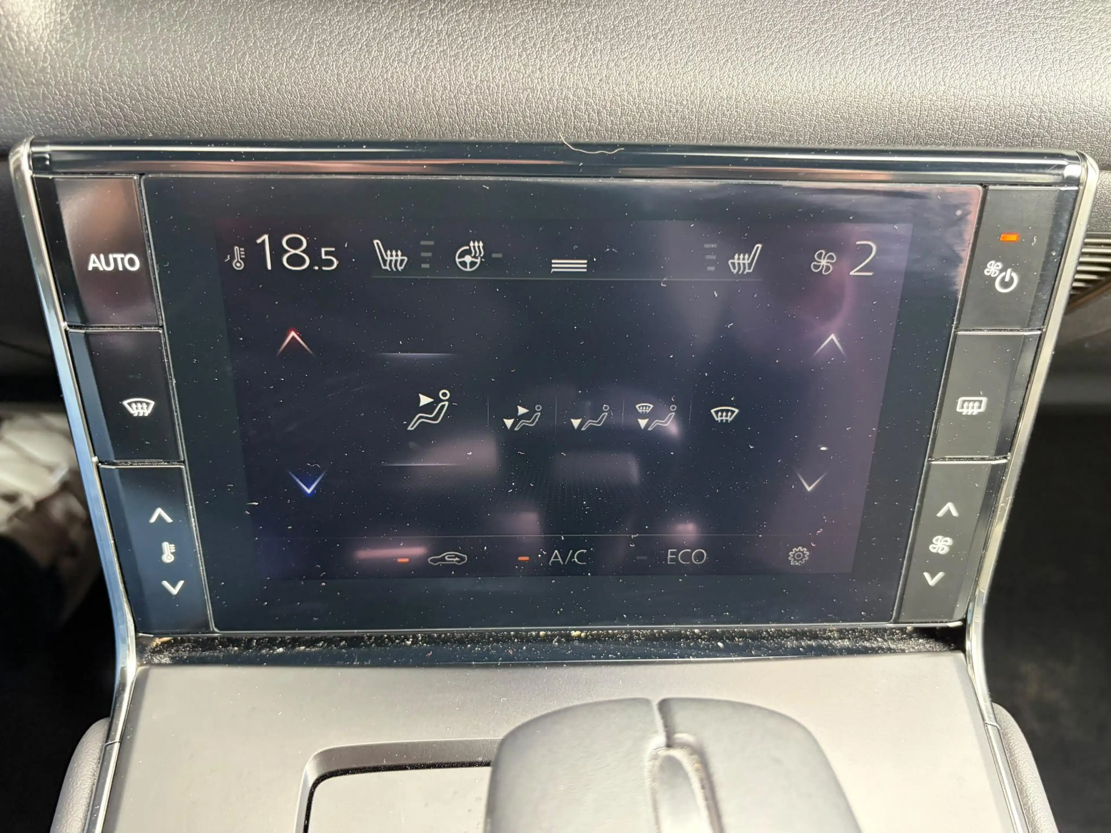 Mazda MX-30 e-SkyActiv EV 145 Makoto 36 kWh AUTOMAAT | PREMIUM — photo 32