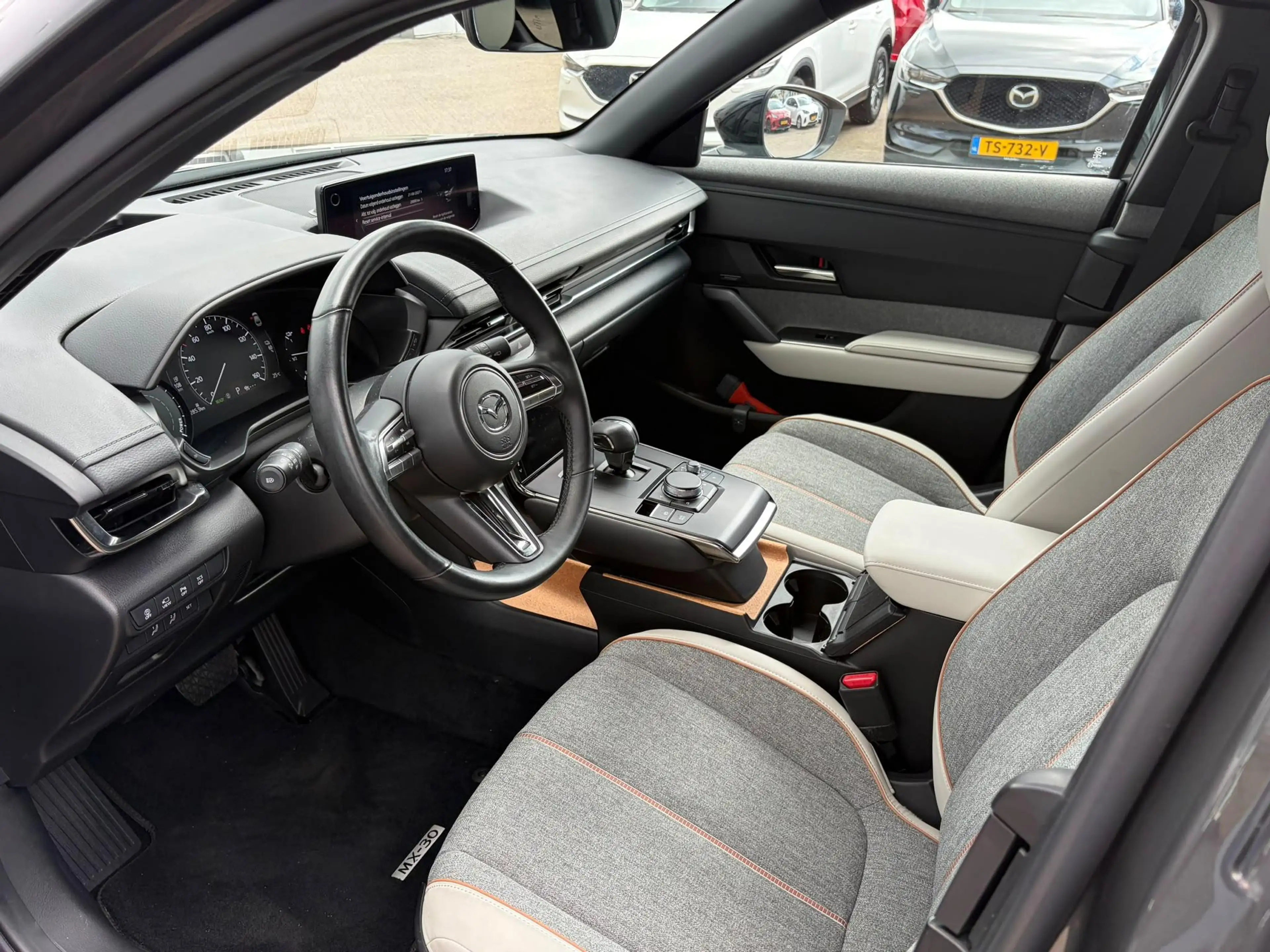 Mazda MX-30 e-SkyActiv EV 145 Makoto 36 kWh AUTOMAAT | PREMIUM — photo 15
