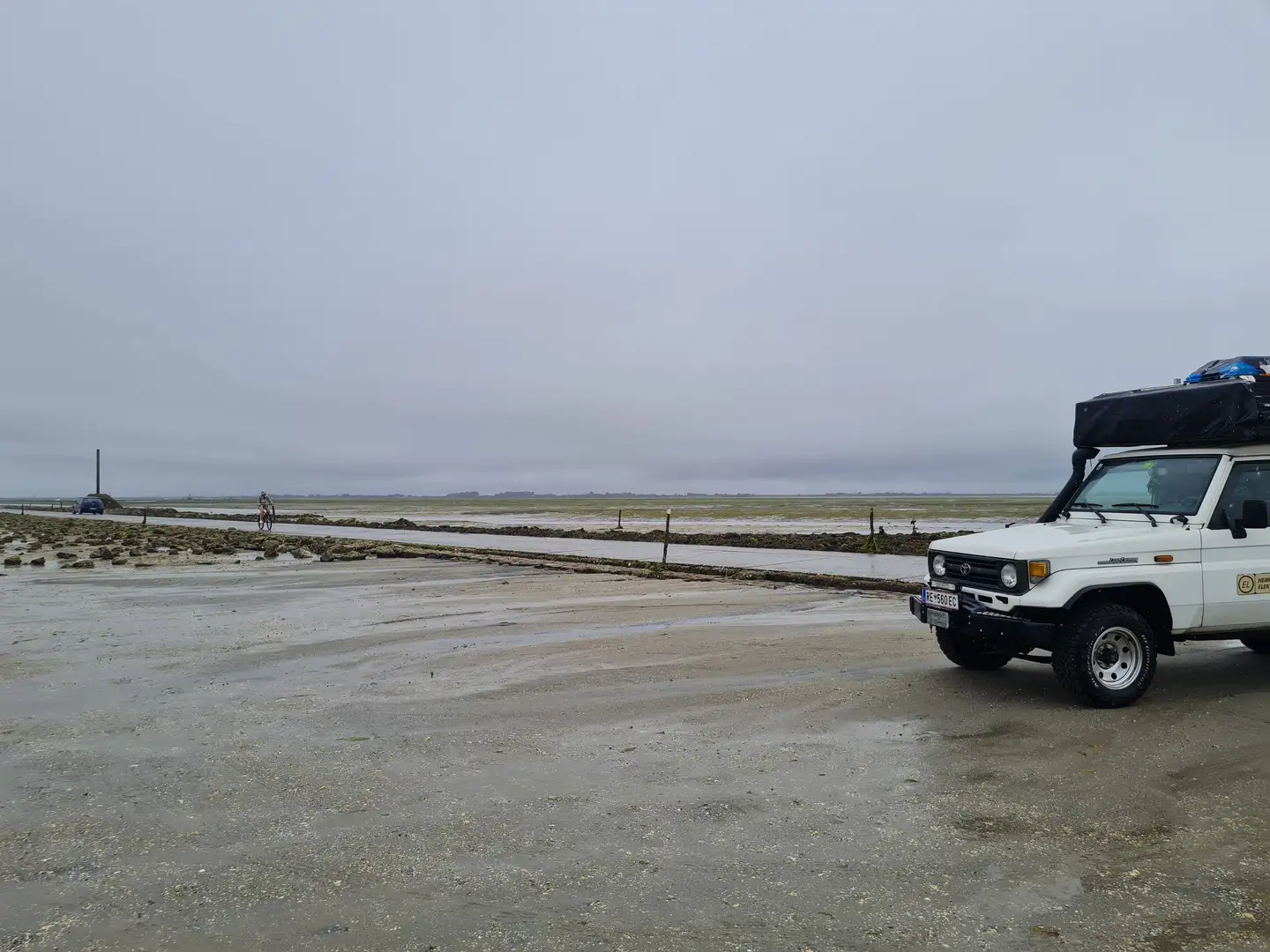 Toyota Land Cruiser HZJ75 Weiß - 2