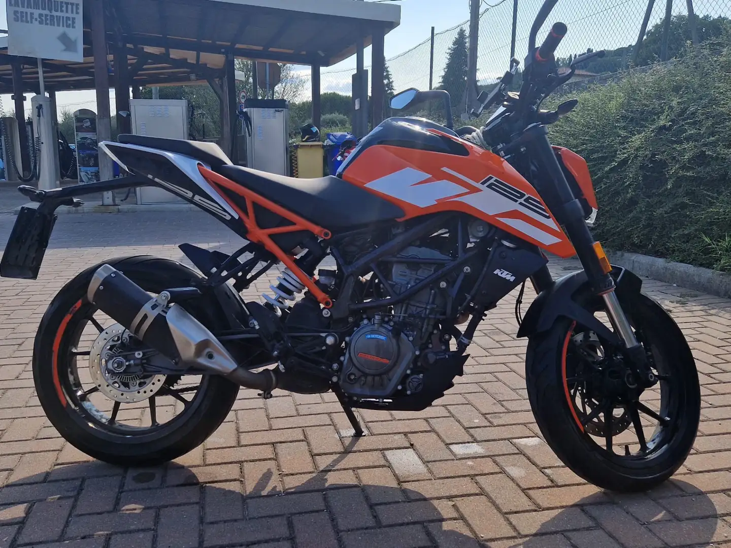 KTM 125 Duke abs Arancione - 1
