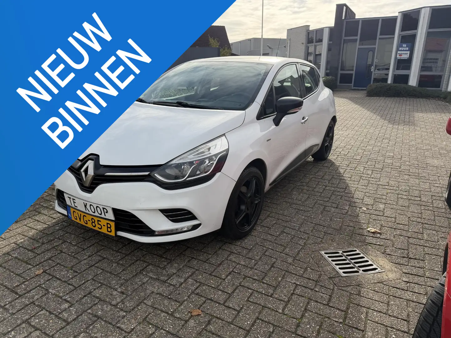 Renault Clio 1.2 TCe Limited Wit - 1