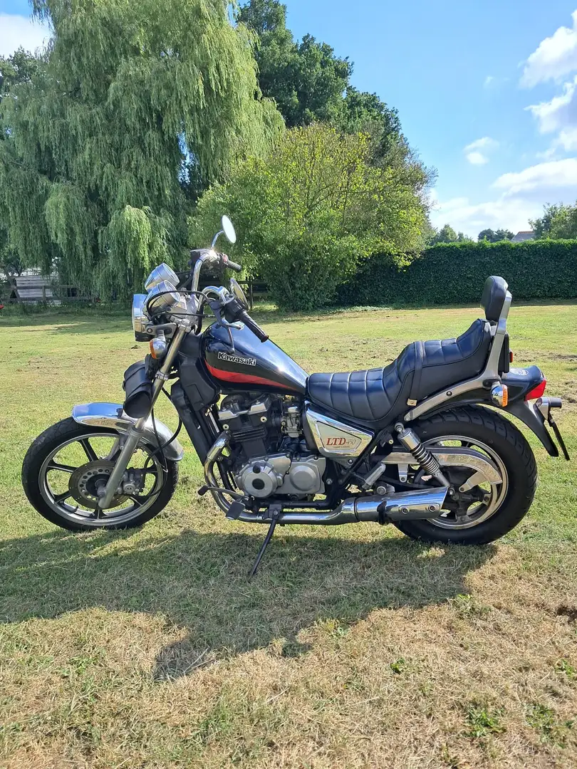 Kawasaki LTD 450 Zwart - 1