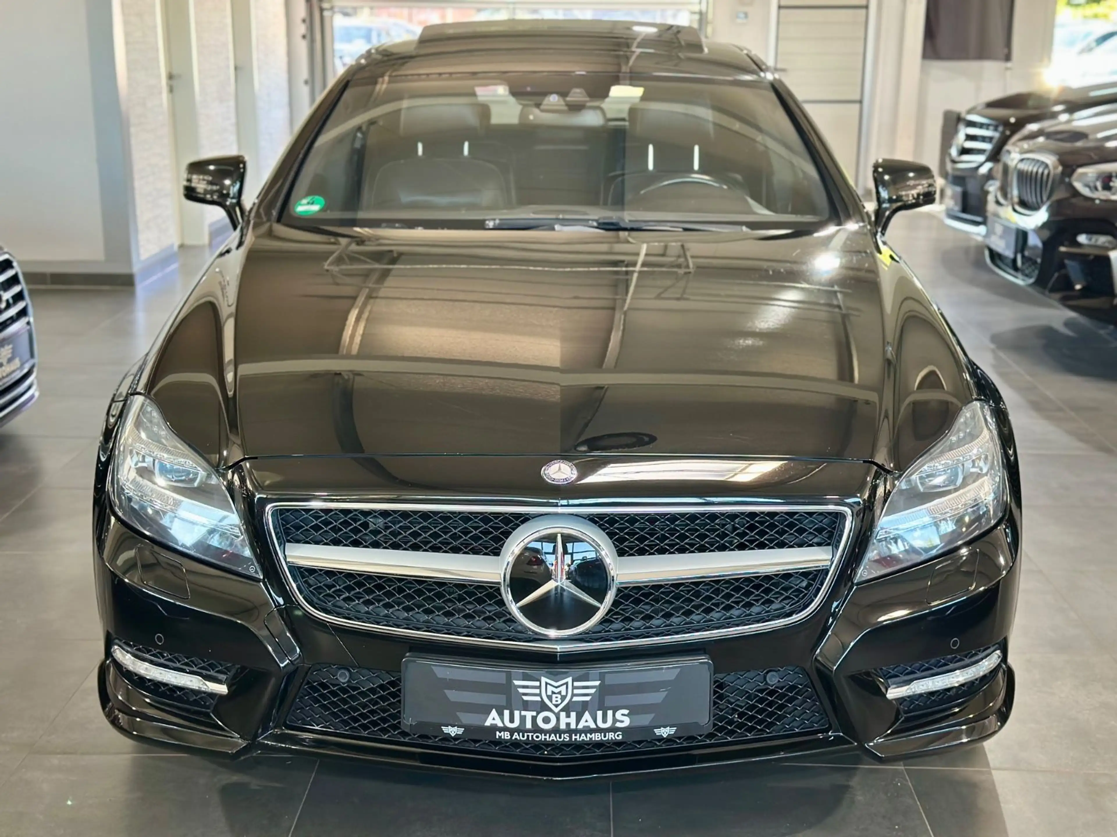 Mercedes-Benz CLS 500 AMG-Paket,AHK,Kamera,LED,SD,VOLL,TOP — photo 2