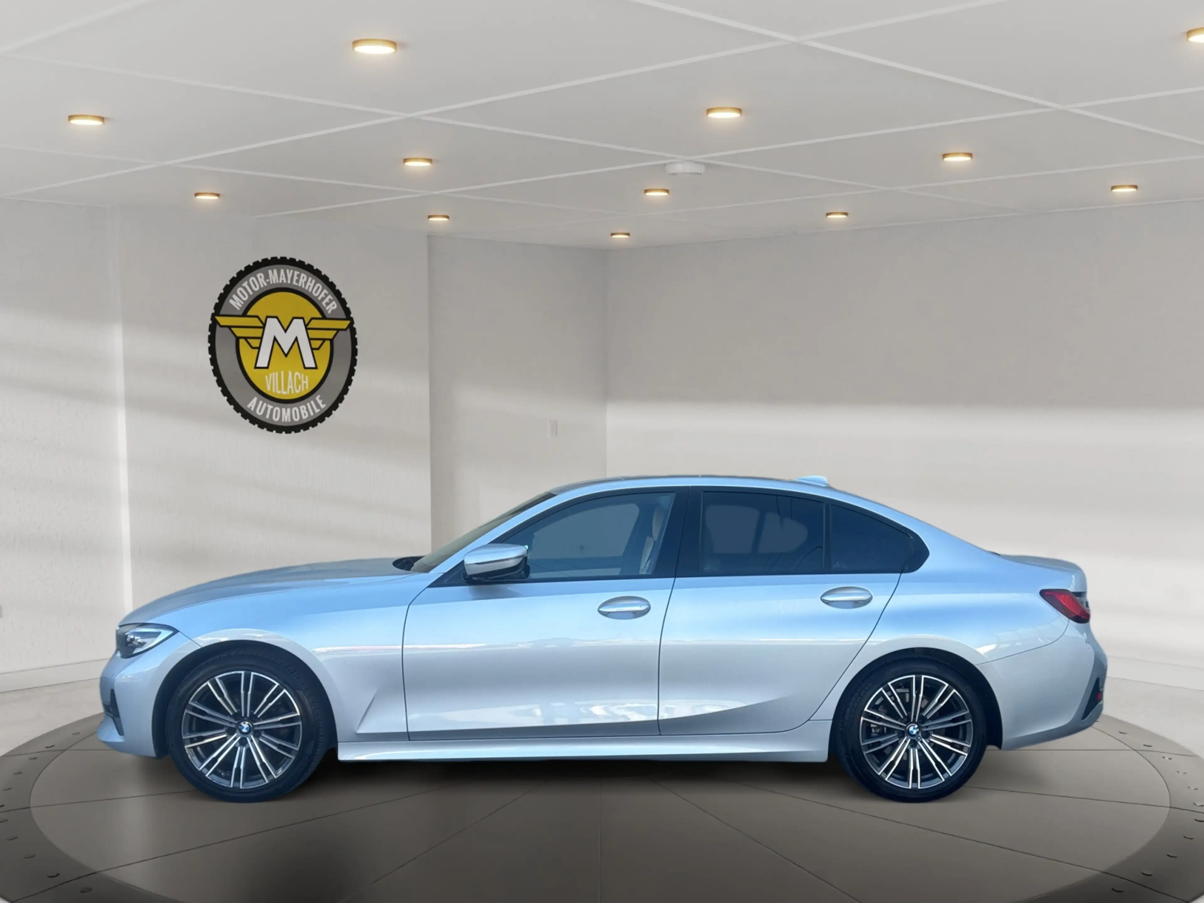 BMW 318 BMW 318d — photo 2