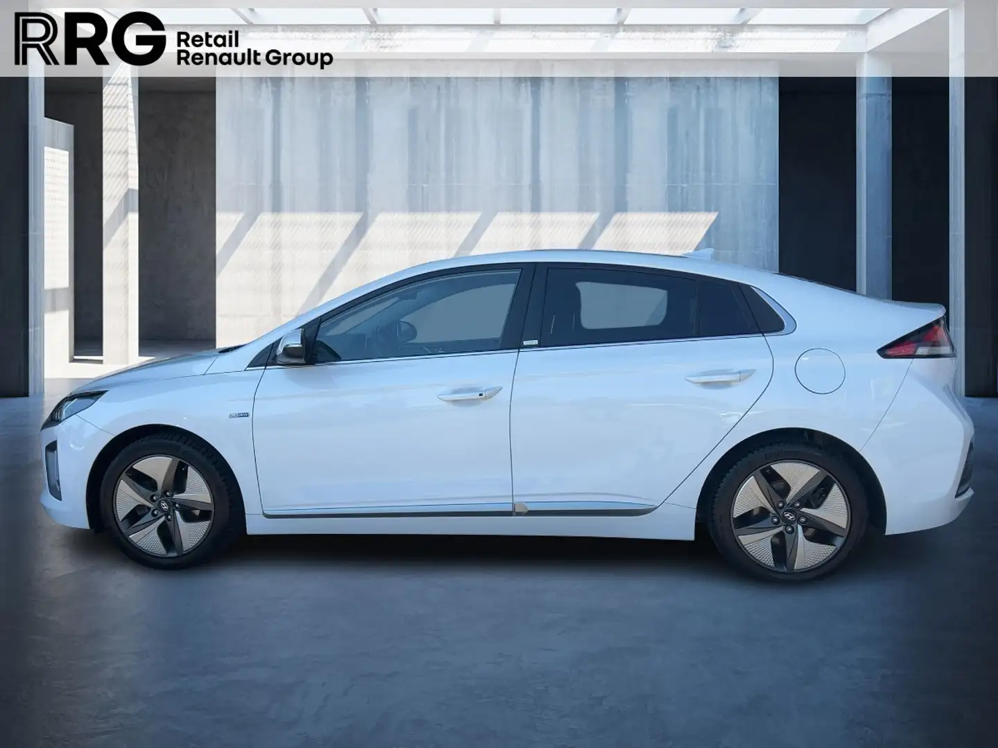 Hyundai IONIQ 1,6 GDI Premium-Paket Hybrid Weiß - 2