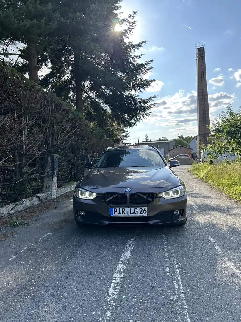 BMW 320 320d Touring xDrive Sport-Aut. Modern Line - 2