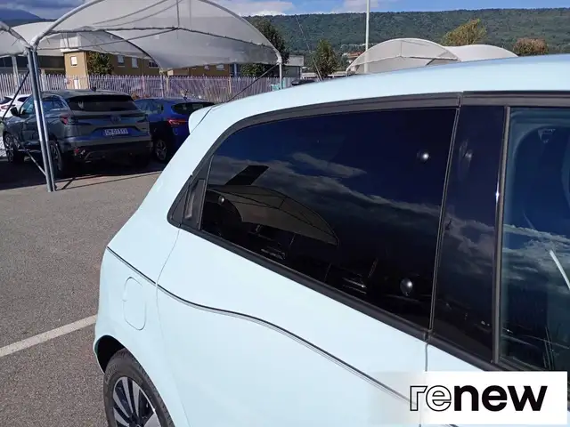 Renault Twingo view 10