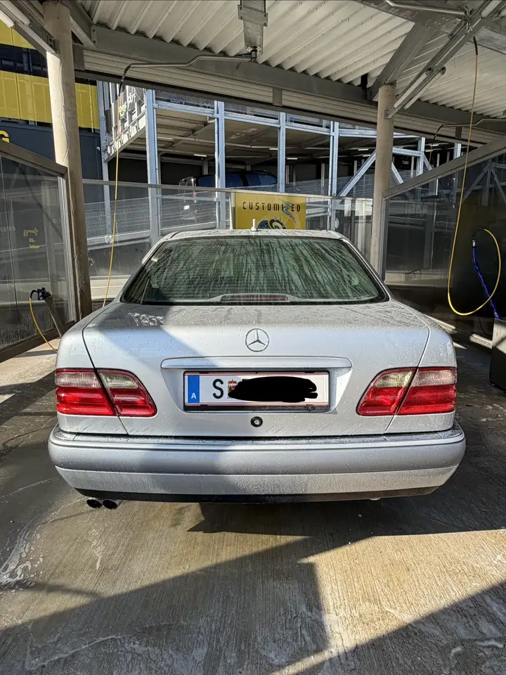 Mercedes-Benz E 320 Elegance Aut., foto 7