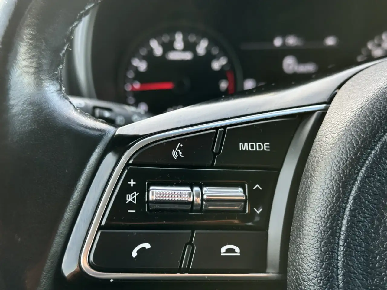 Kia Sportage снимка Kia Sportage
