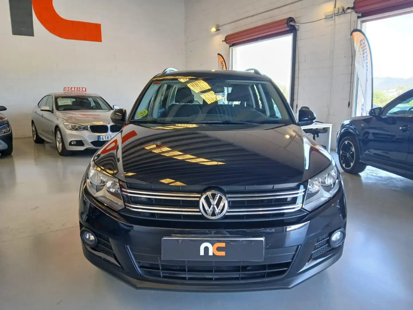 Volkswagen Tiguan 2.0TDI BMT Cross 4x2 110 Negro - 2