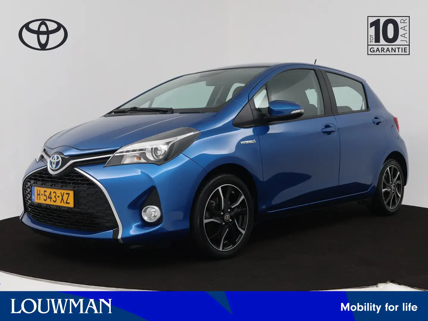 Toyota Yaris 1.5 Hybrid Volcano Edition Blauw - 1