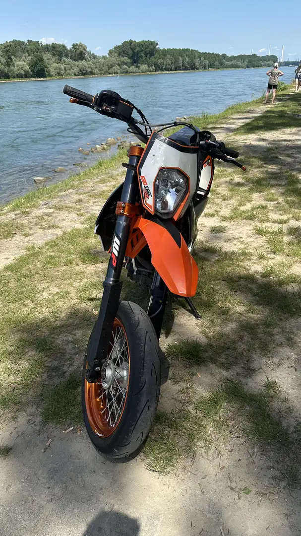 KTM 690 SMC R - 2