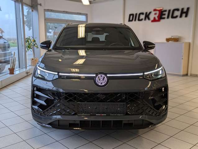 Volkswagen Tayron 2.0TDI 4M R-Line Launch Pano Black AHK 20