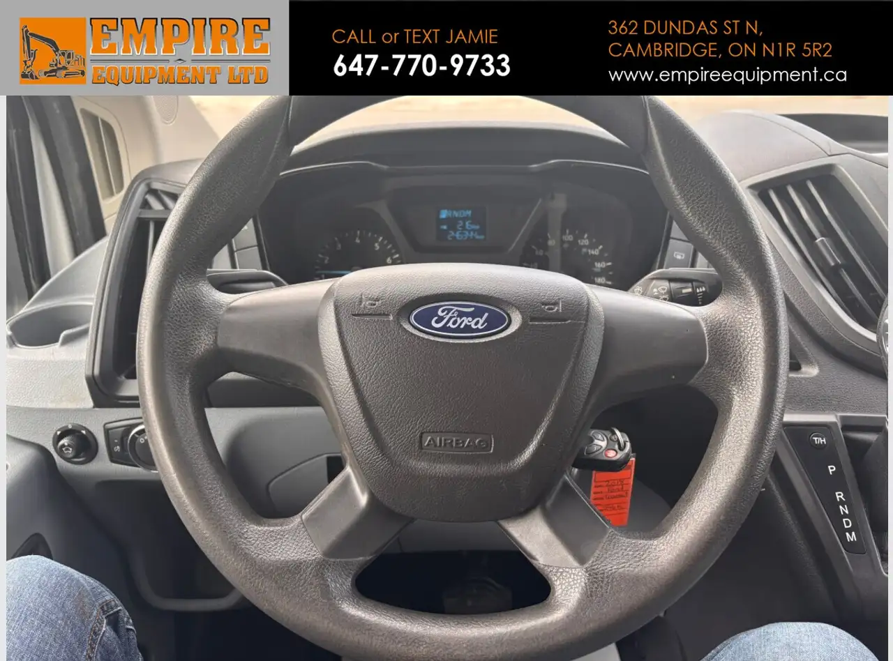 Ford Transit снимка Ford Transit