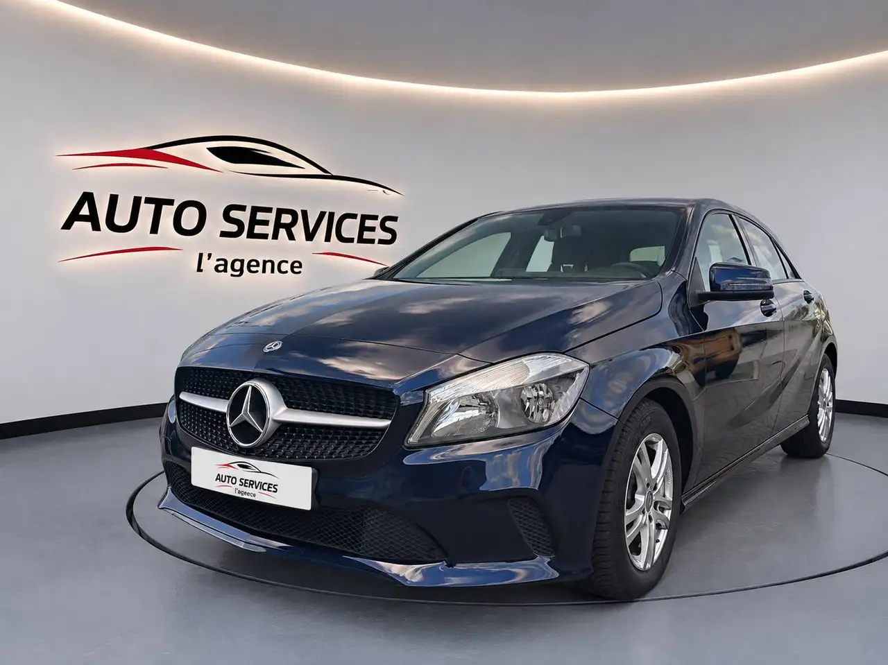 Mercedes-Benz A 180