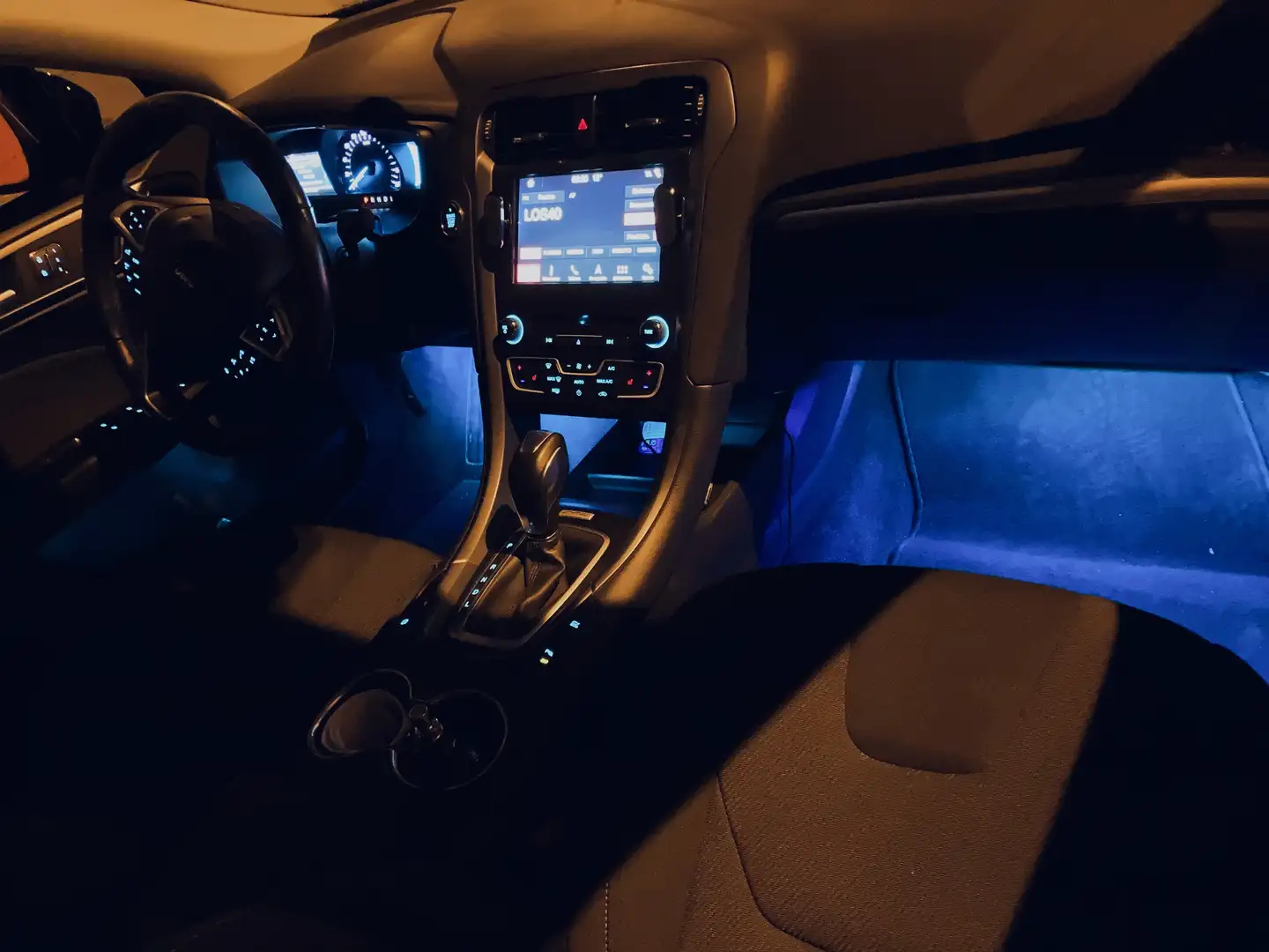 Ford Mondeo 1.5 Ecoboost Titanium Aut. - 2