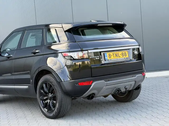 Land Rover Range Rover Evoque view 13