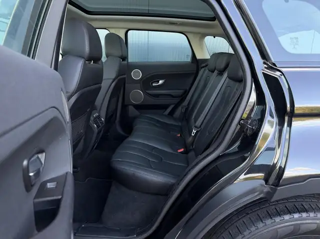Land Rover Range Rover Evoque view 19