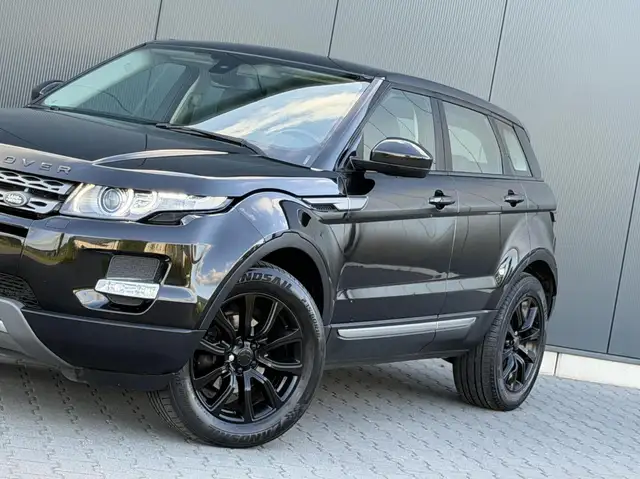 Land Rover Range Rover Evoque view 6