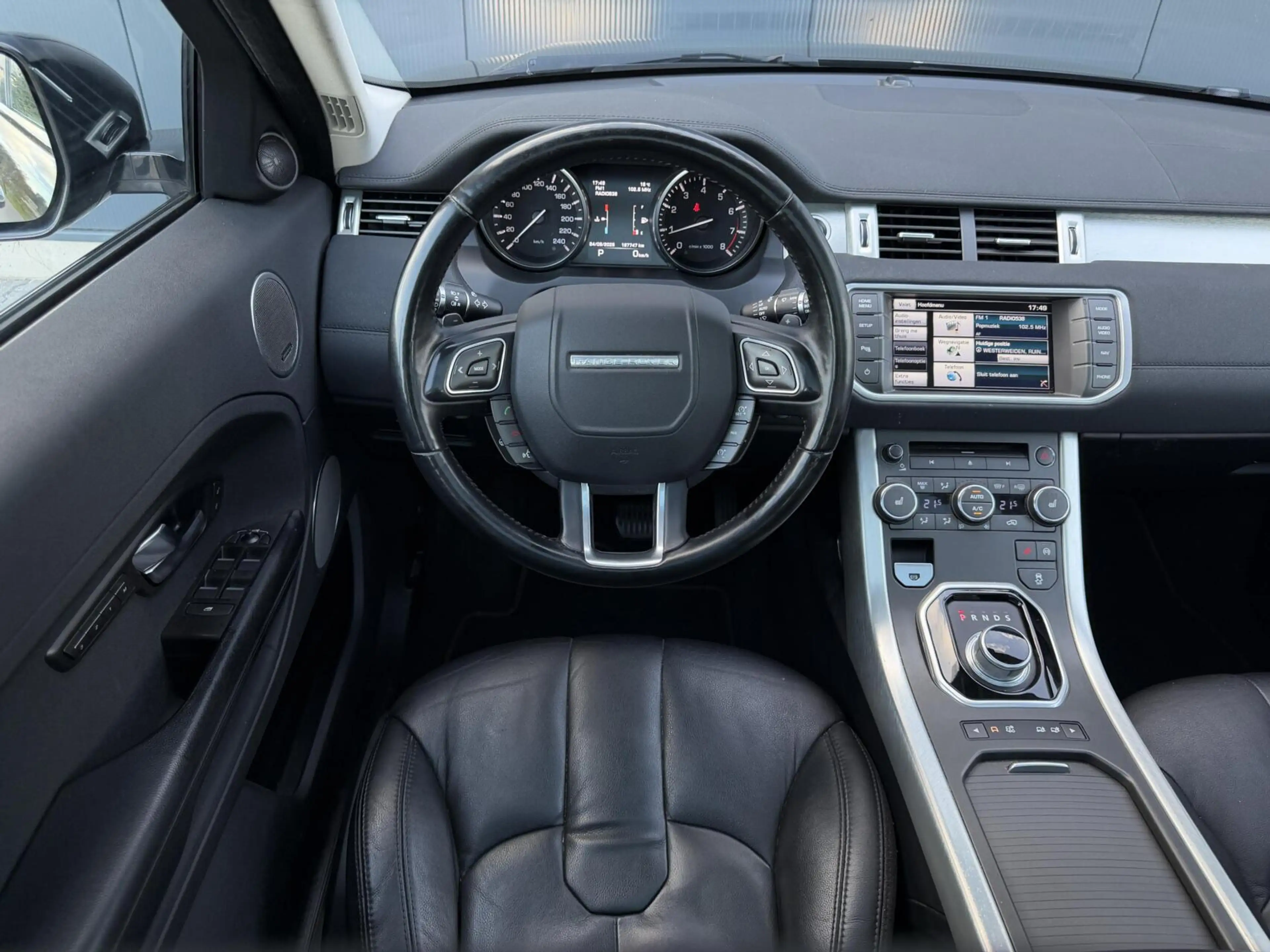 Land Rover Range Rover Evoque 2.0 Si 4WD Dynamic — photo 20