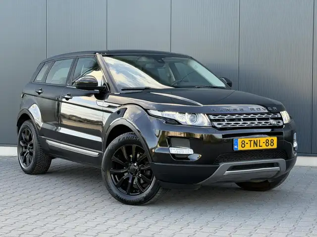 Land Rover Range Rover Evoque view 2