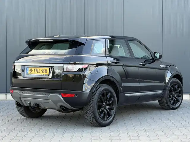 Land Rover Range Rover Evoque view 4