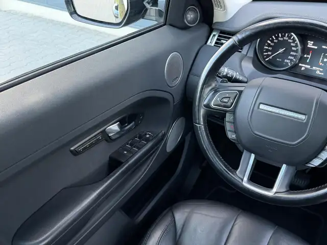 Land Rover Range Rover Evoque view 21