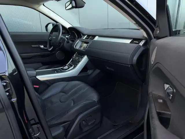 Land Rover Range Rover Evoque view 17